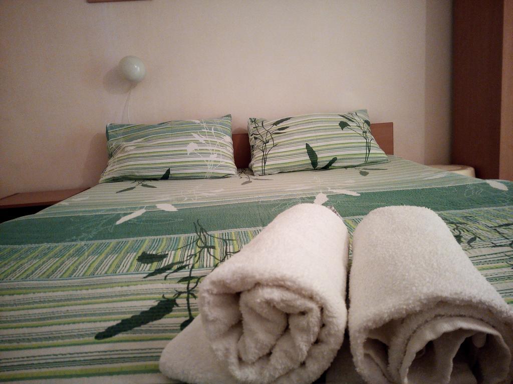 Lile Pestani Accommodation Екстер'єр фото