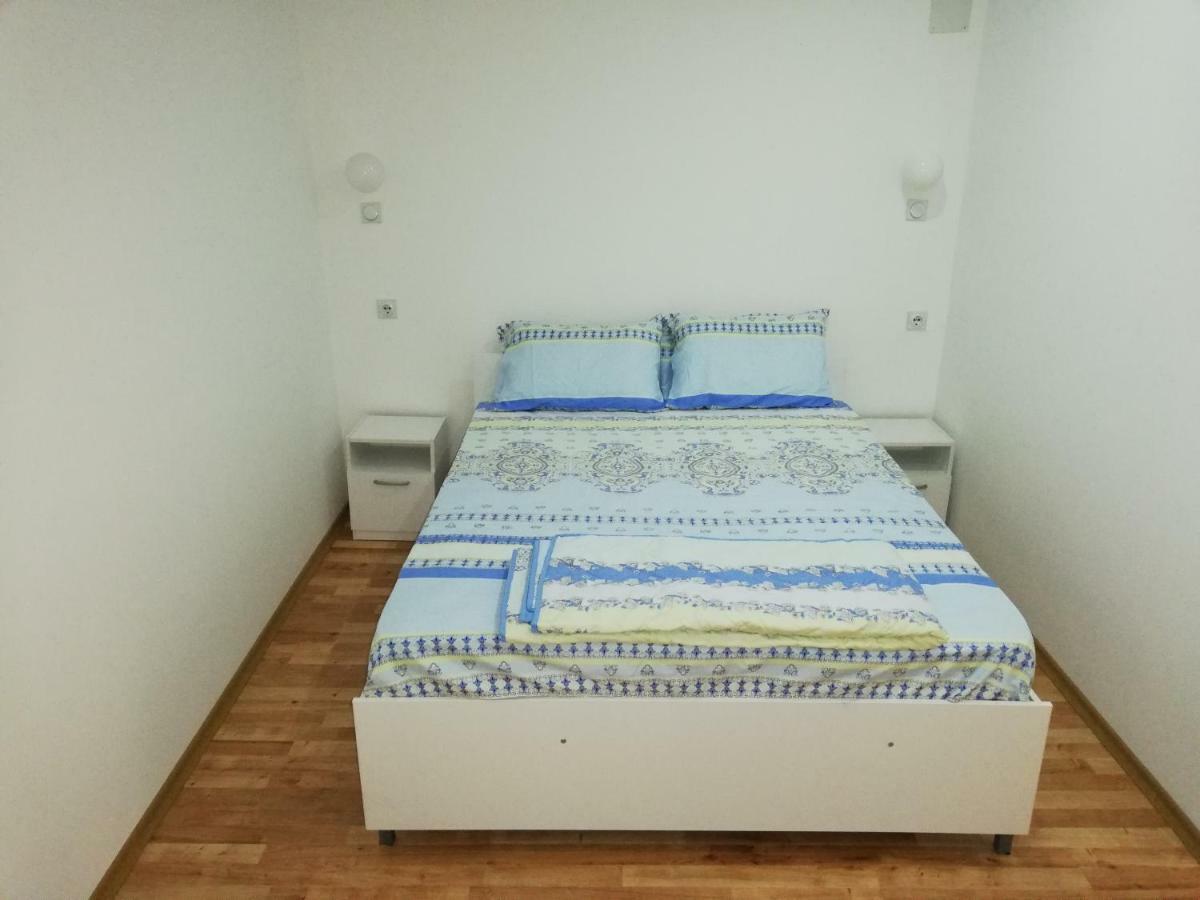 Lile Pestani Accommodation Екстер'єр фото